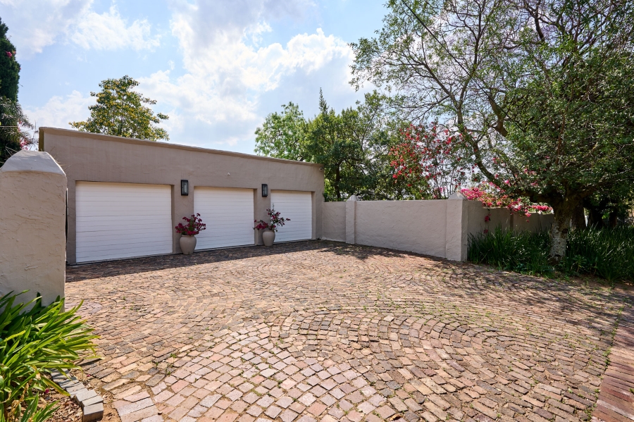 4 Bedroom Property for Sale in Woodmead Gauteng