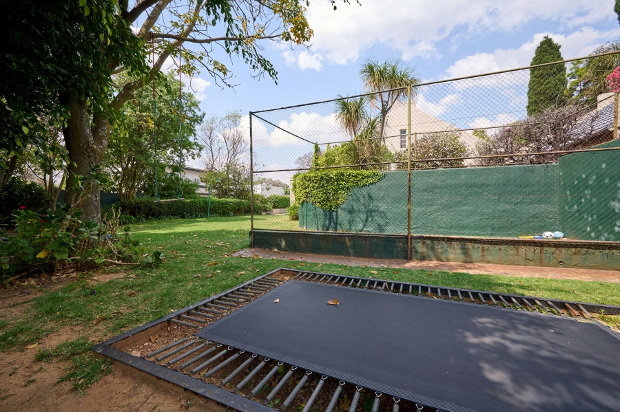 4 Bedroom Property for Sale in Woodmead Gauteng