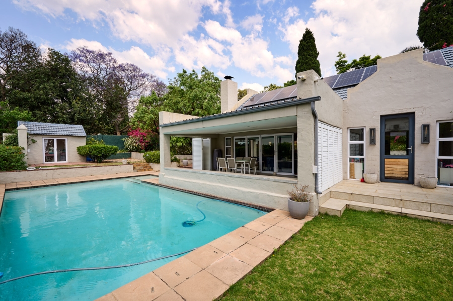 4 Bedroom Property for Sale in Woodmead Gauteng