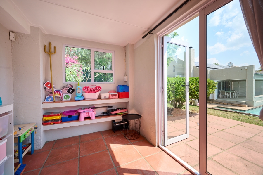 4 Bedroom Property for Sale in Woodmead Gauteng