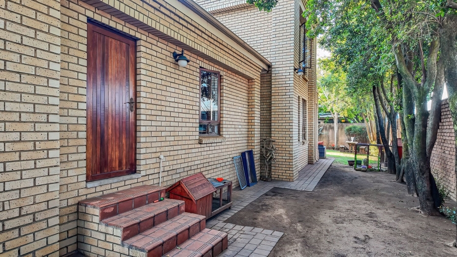 To Let 3 Bedroom Property for Rent in Moreleta Park Gauteng
