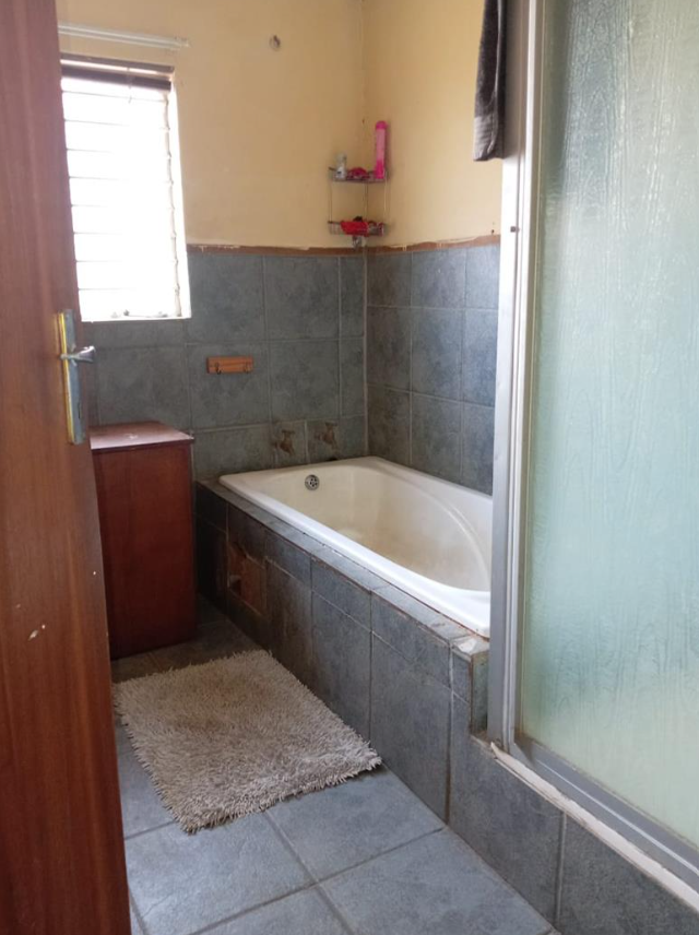 3 Bedroom Property for Sale in Vasfontein AH Gauteng