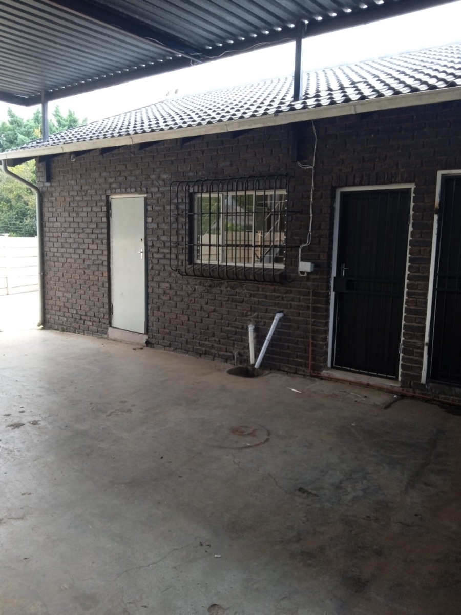 To Let 1 Bedroom Property for Rent in Olifantsfontein Gauteng
