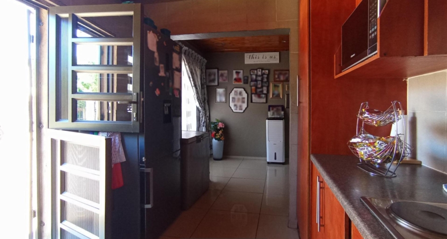 3 Bedroom Property for Sale in Karenpark Gauteng