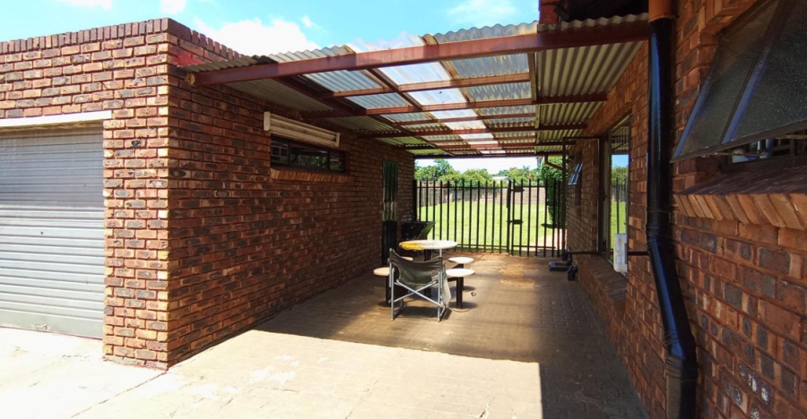 3 Bedroom Property for Sale in Karenpark Gauteng