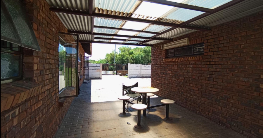 3 Bedroom Property for Sale in Karenpark Gauteng