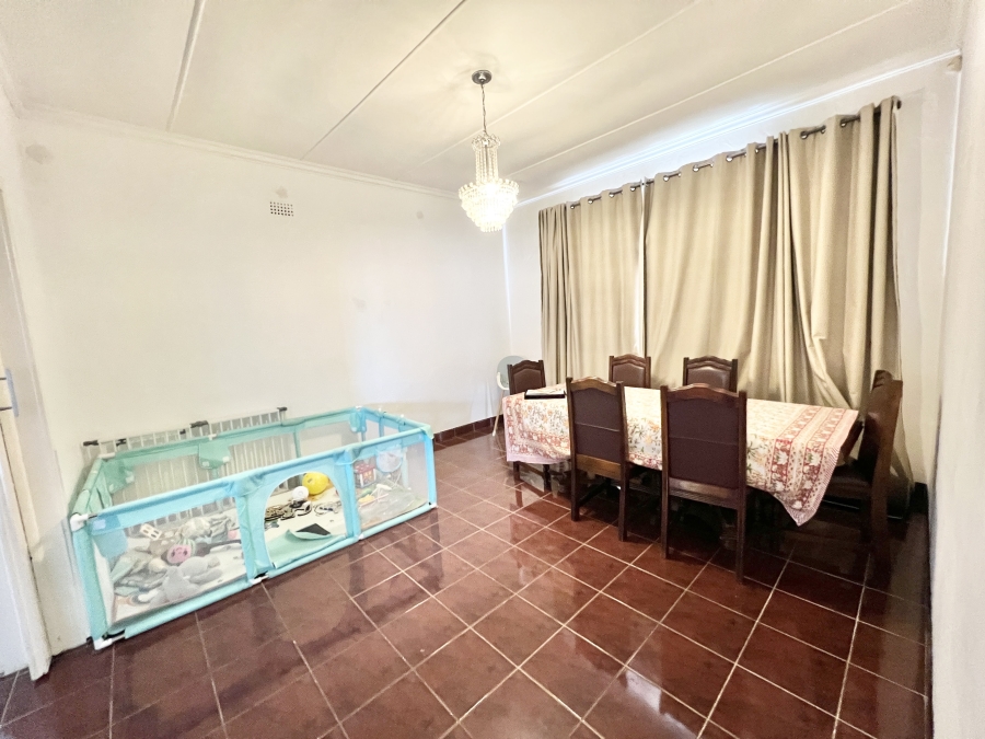4 Bedroom Property for Sale in Cyrildene Gauteng
