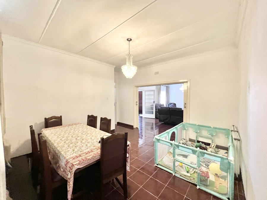 4 Bedroom Property for Sale in Cyrildene Gauteng