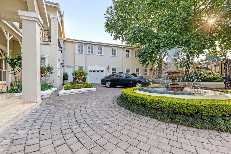5 Bedroom Property for Sale in Bryanston Gauteng