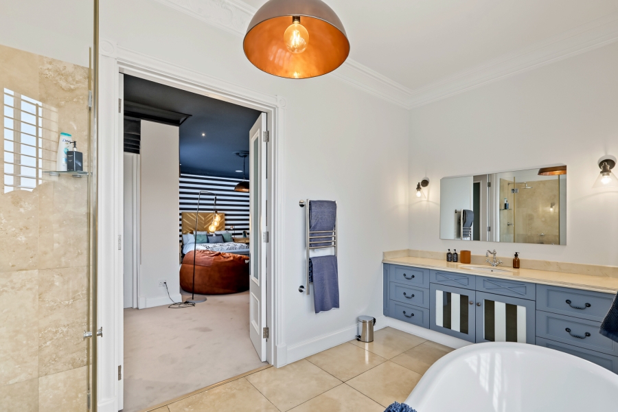 5 Bedroom Property for Sale in Bryanston Gauteng