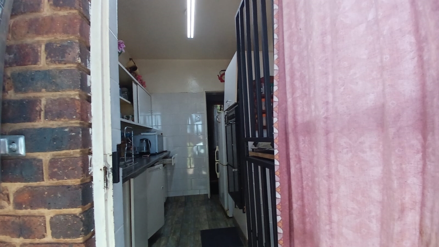 3 Bedroom Property for Sale in Groblerpark Gauteng