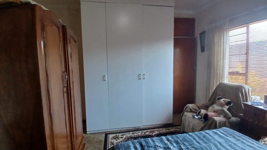 3 Bedroom Property for Sale in Groblerpark Gauteng