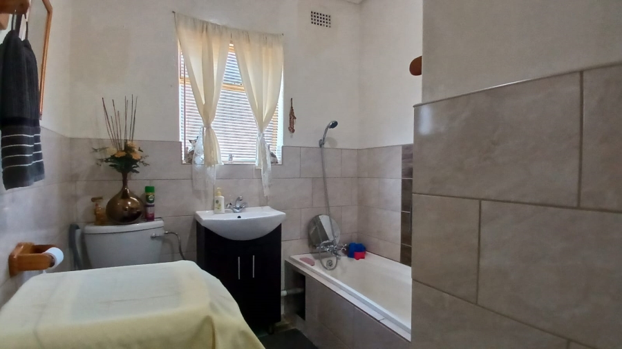 3 Bedroom Property for Sale in Groblerpark Gauteng