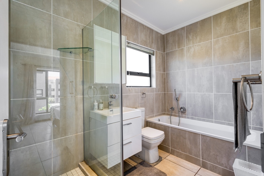 To Let 1 Bedroom Property for Rent in Lonehill Gauteng