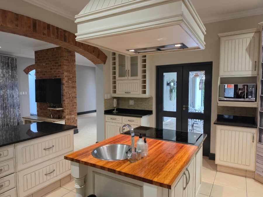 4 Bedroom Property for Sale in Sunward Park Gauteng