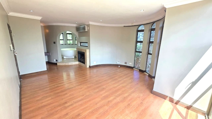 To Let 6 Bedroom Property for Rent in Waterkloof Ridge Gauteng
