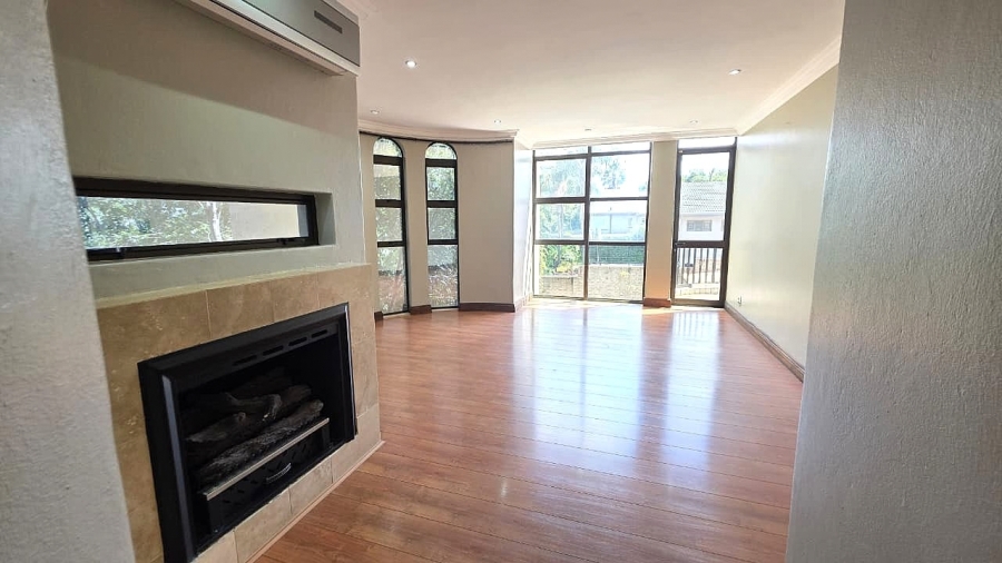 To Let 6 Bedroom Property for Rent in Waterkloof Ridge Gauteng