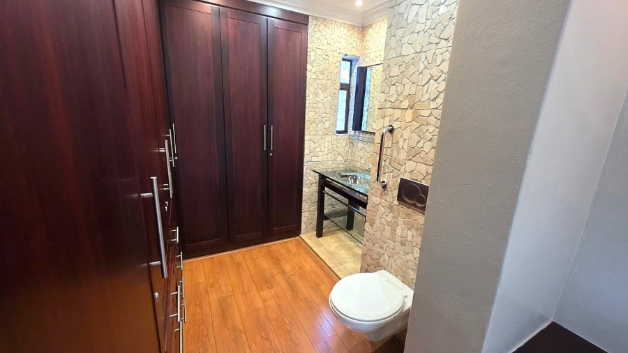 To Let 6 Bedroom Property for Rent in Waterkloof Ridge Gauteng