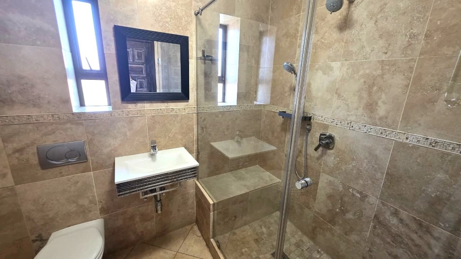 To Let 6 Bedroom Property for Rent in Waterkloof Ridge Gauteng