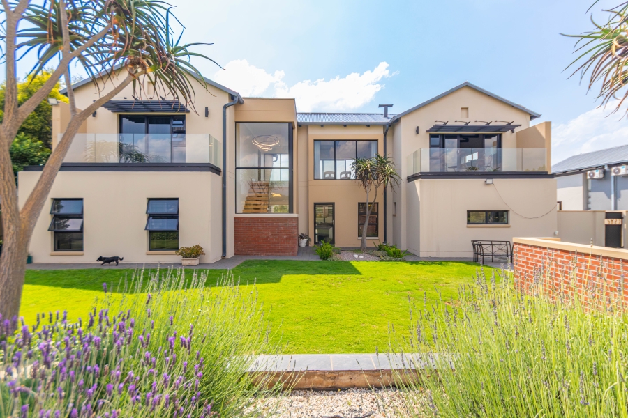 4 Bedroom Property for Sale in Copperleaf Estate Gauteng