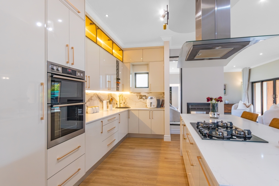 4 Bedroom Property for Sale in Copperleaf Estate Gauteng