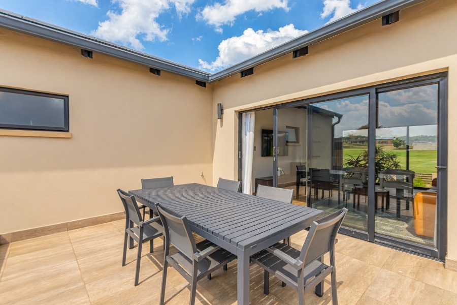 4 Bedroom Property for Sale in Copperleaf Estate Gauteng