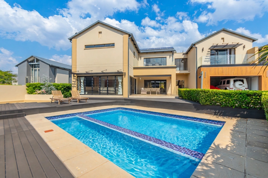 4 Bedroom Property for Sale in Copperleaf Estate Gauteng