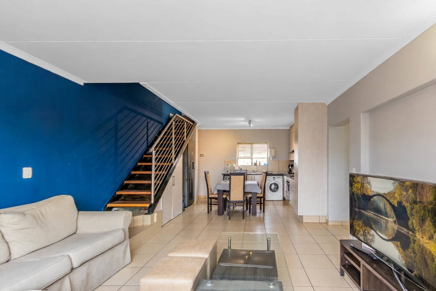 4 Bedroom Property for Sale in Barbeque Downs Gauteng
