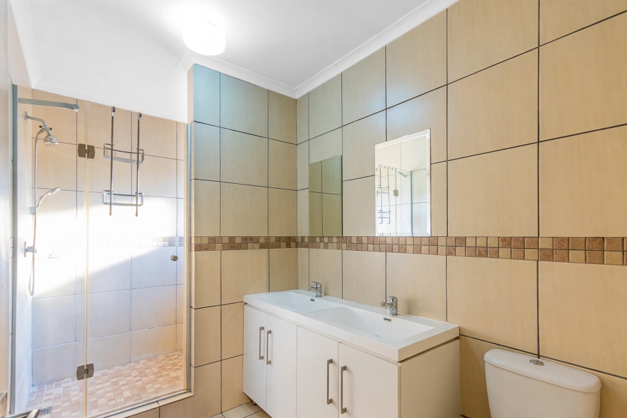 4 Bedroom Property for Sale in Barbeque Downs Gauteng
