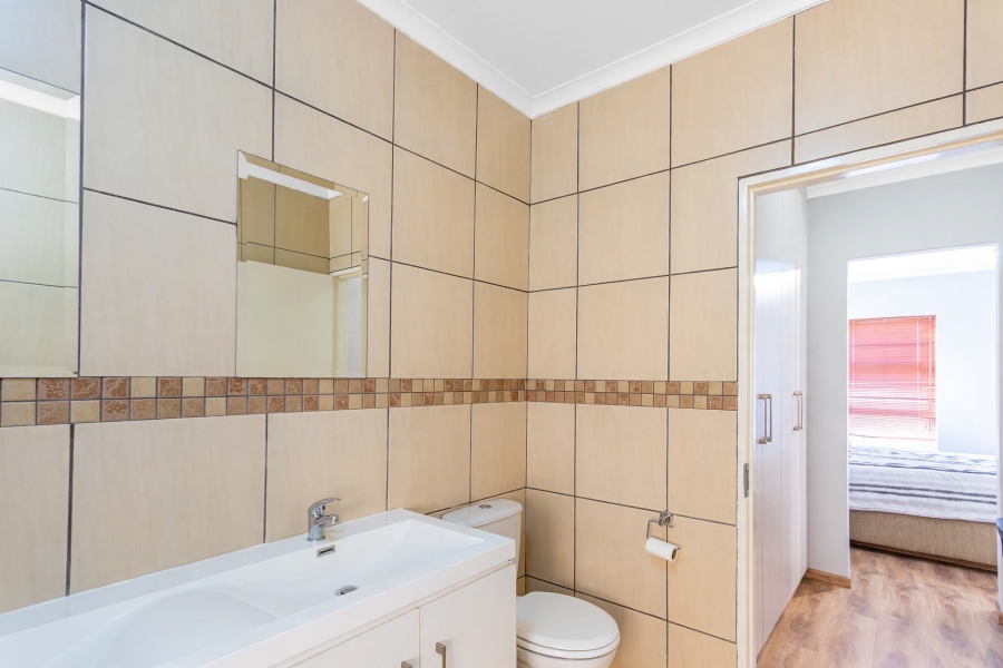 4 Bedroom Property for Sale in Barbeque Downs Gauteng