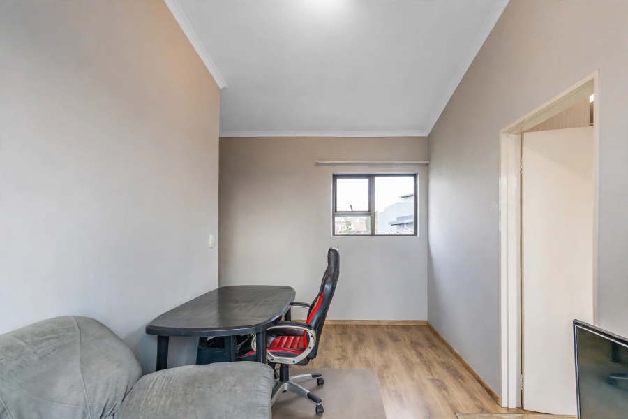 4 Bedroom Property for Sale in Barbeque Downs Gauteng