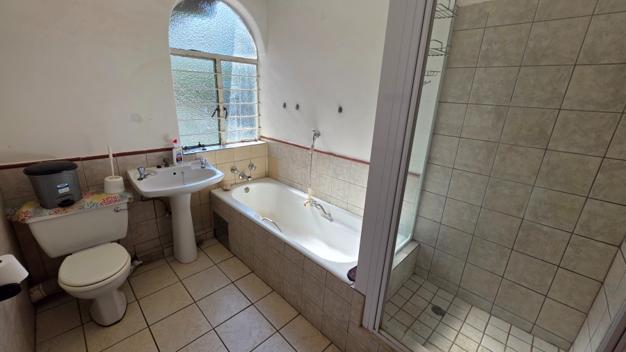 3 Bedroom Property for Sale in Sinoville Gauteng
