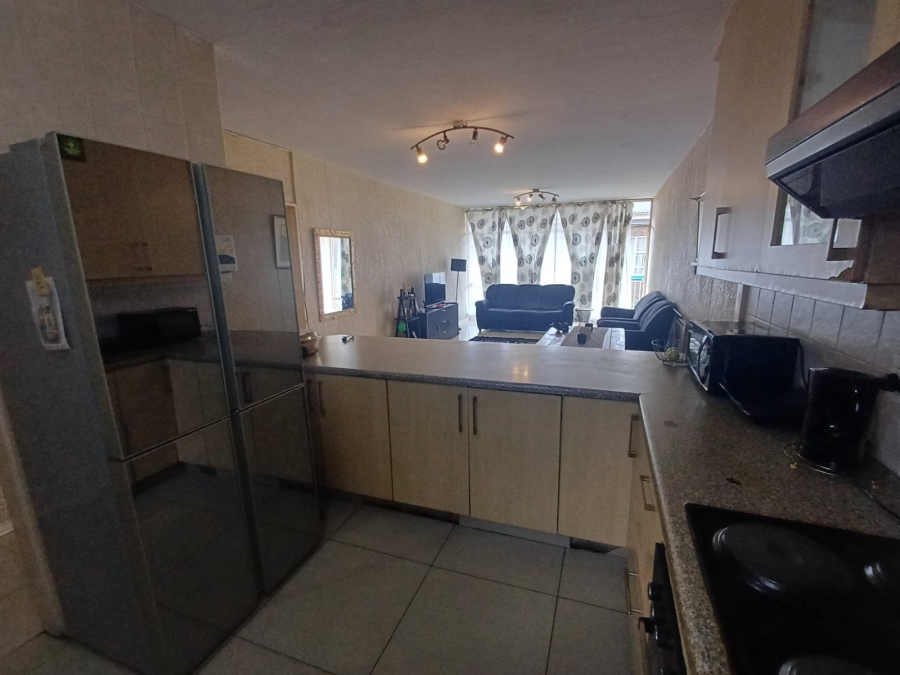 2 Bedroom Property for Sale in Florida North Gauteng