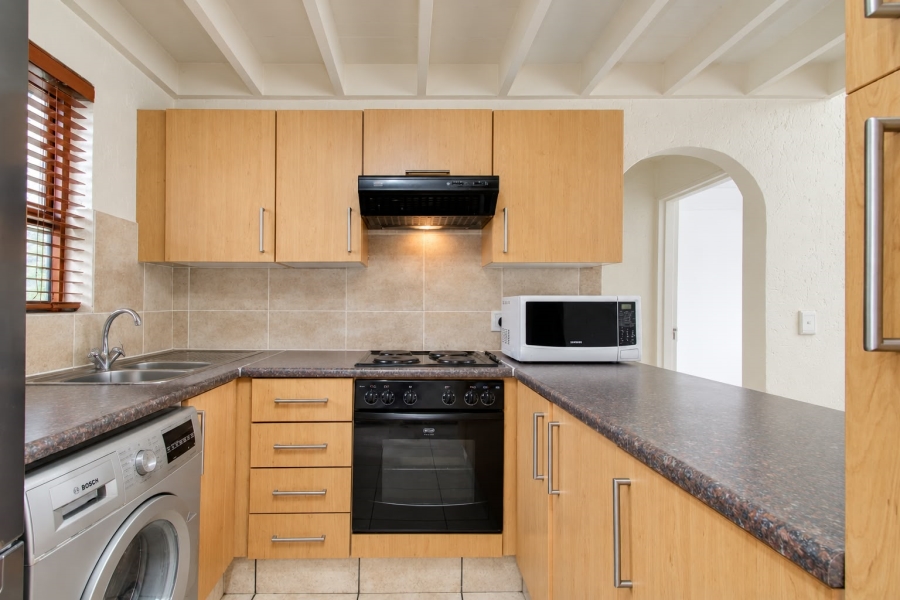 1 Bedroom Property for Sale in Pineslopes Gauteng