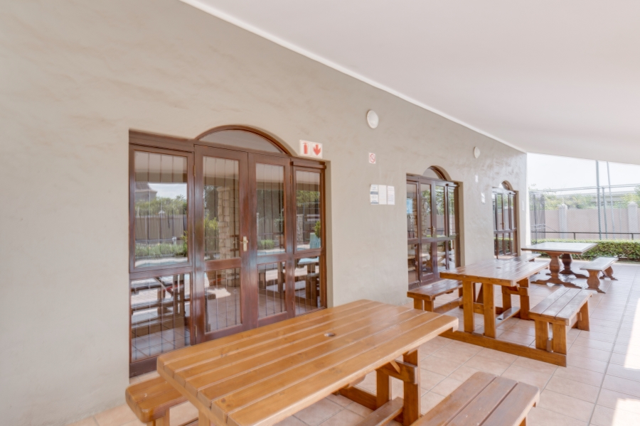 1 Bedroom Property for Sale in Pineslopes Gauteng