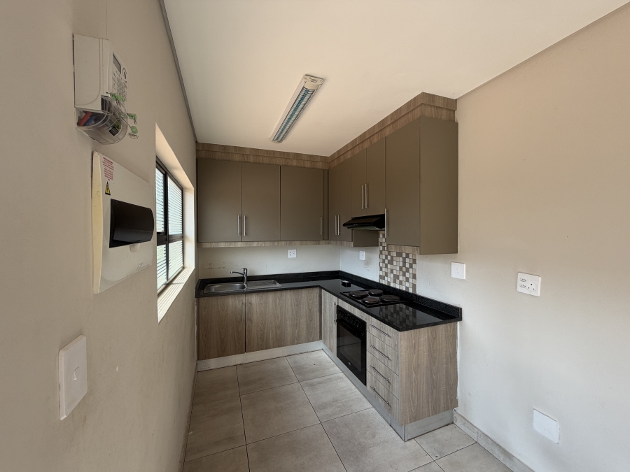To Let 2 Bedroom Property for Rent in Deltoida A H Gauteng