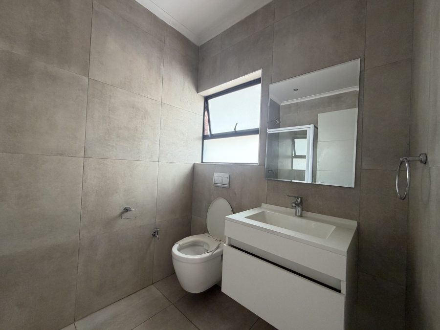 To Let 2 Bedroom Property for Rent in Deltoida A H Gauteng