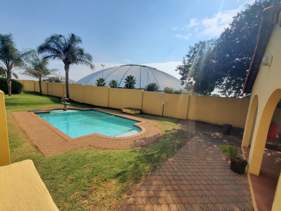 To Let 1 Bedroom Property for Rent in Northgate Gauteng