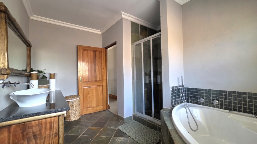 3 Bedroom Property for Sale in Eldo View Gauteng