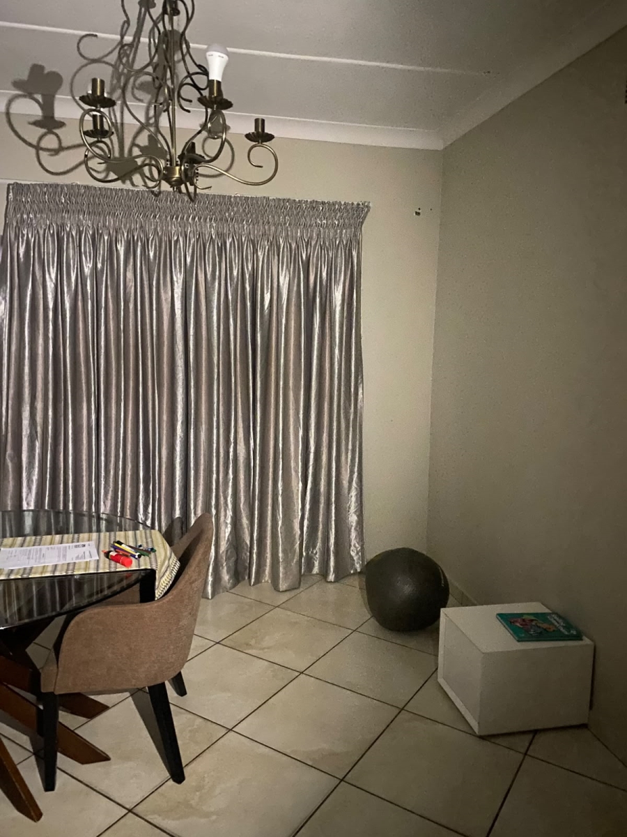 To Let 2 Bedroom Property for Rent in Eastleigh Ridge Gauteng