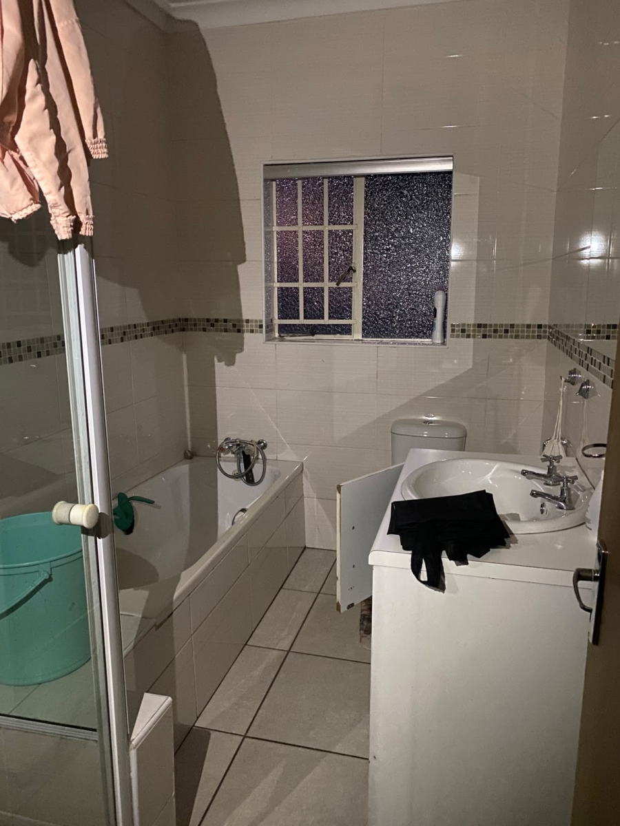 To Let 2 Bedroom Property for Rent in Eastleigh Ridge Gauteng