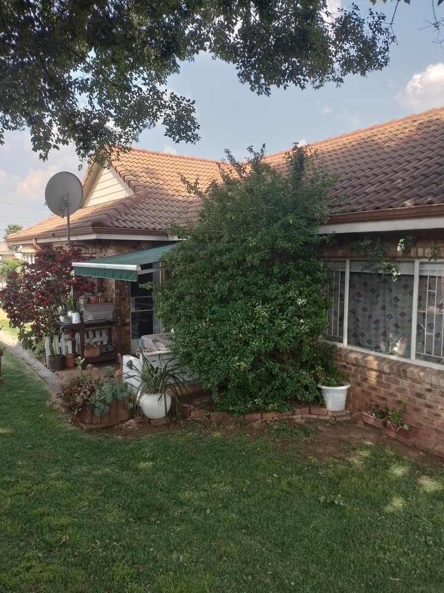 3 Bedroom Property for Sale in Primrose Gauteng