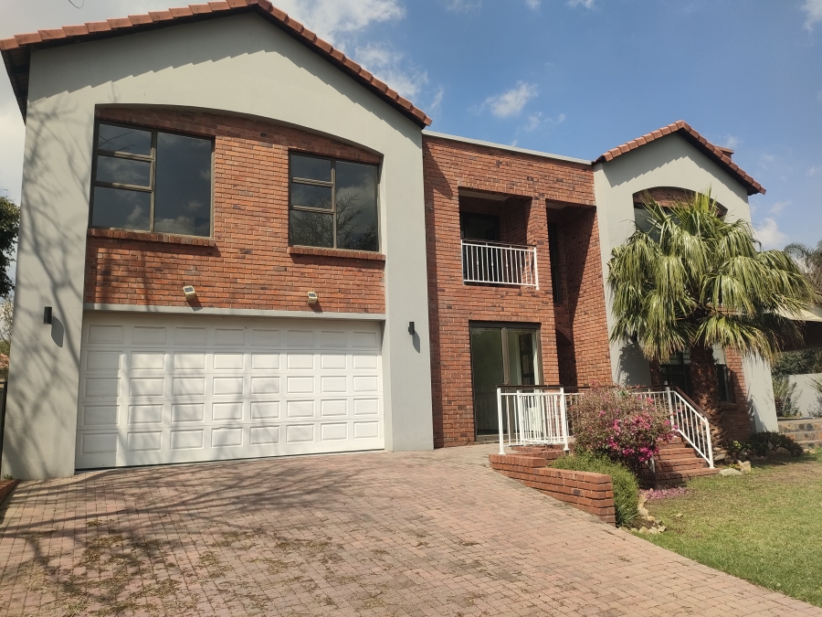 4 Bedroom Property for Sale in Greenstone Hill Gauteng