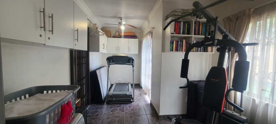 3 Bedroom Property for Sale in Edenvale Central Gauteng