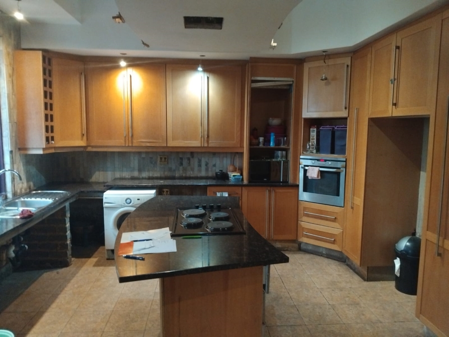 10 Bedroom Property for Sale in Kensington Gauteng