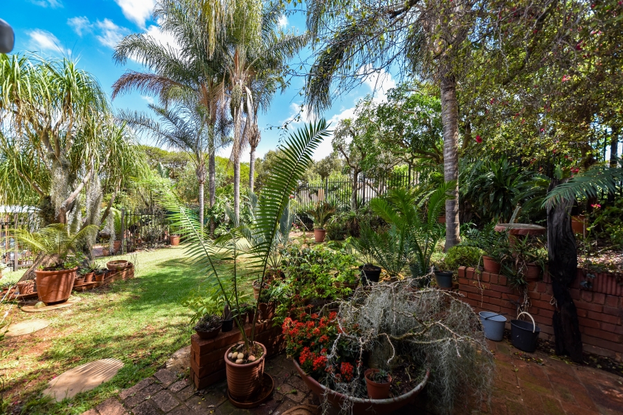 6 Bedroom Property for Sale in Sterrewag Gauteng