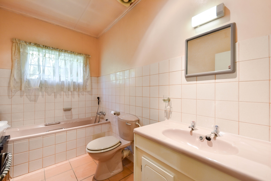 6 Bedroom Property for Sale in Sterrewag Gauteng