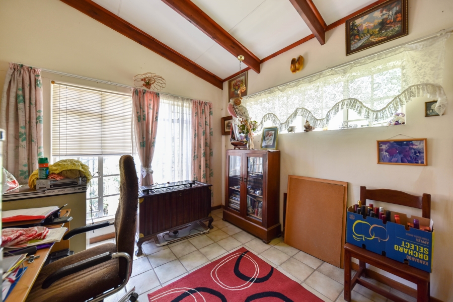 6 Bedroom Property for Sale in Sterrewag Gauteng
