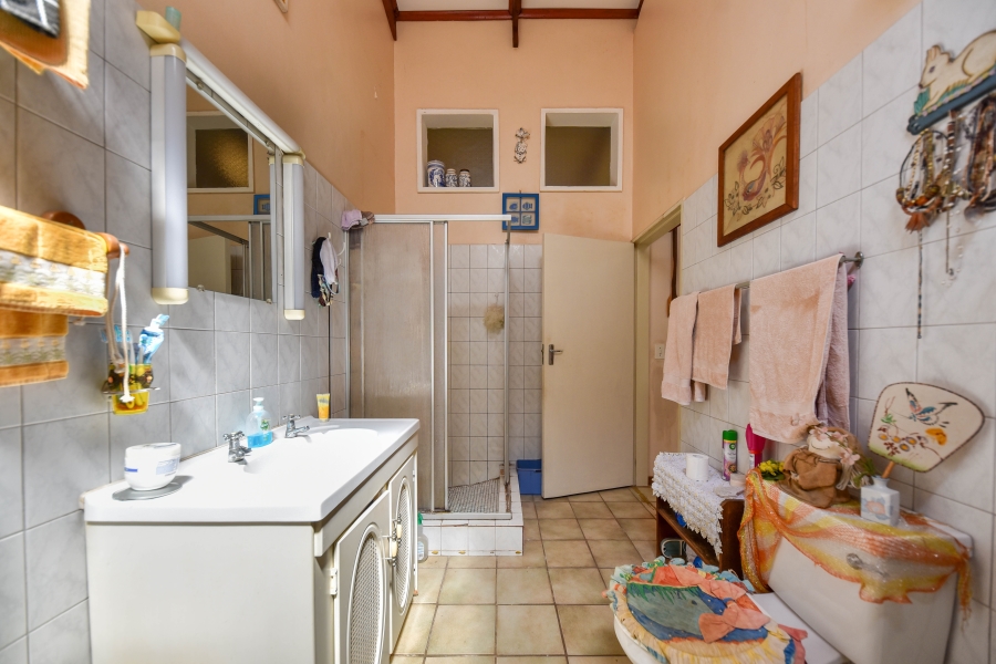 6 Bedroom Property for Sale in Sterrewag Gauteng