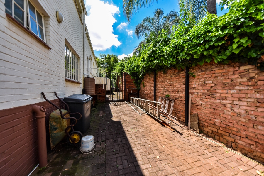 6 Bedroom Property for Sale in Sterrewag Gauteng